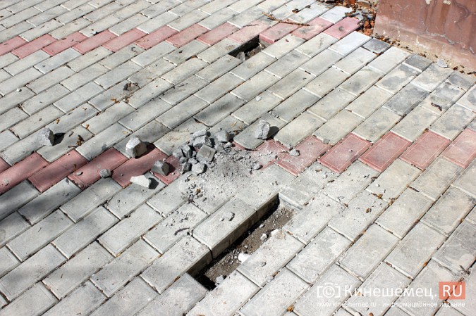 В Кинешме начали разрушаться тротуары, отремонтированные в 2017 году на федеральные средства фото 8