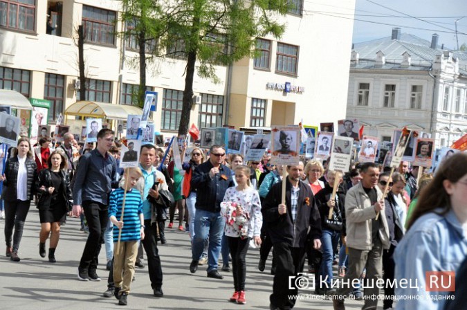 Шествие «Бессмертного полка» в Кинешме стало самым масштабным за годы его проведения фото 52