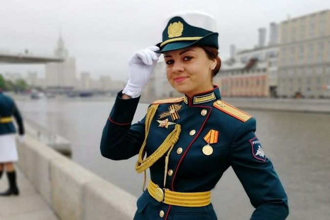 Кинешемка Анна Куюзова промаршировала по Красной площади фото 5