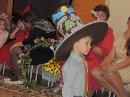 Дошкольники продемонстрировали «Шляпные фантазии» в Кинешме фото 8