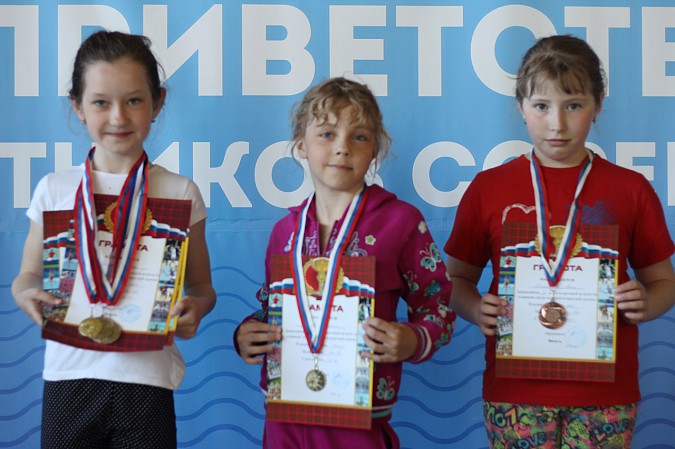 Девятилетняя девочка из Кинешмы выиграла соревнования по плаванию фото 2