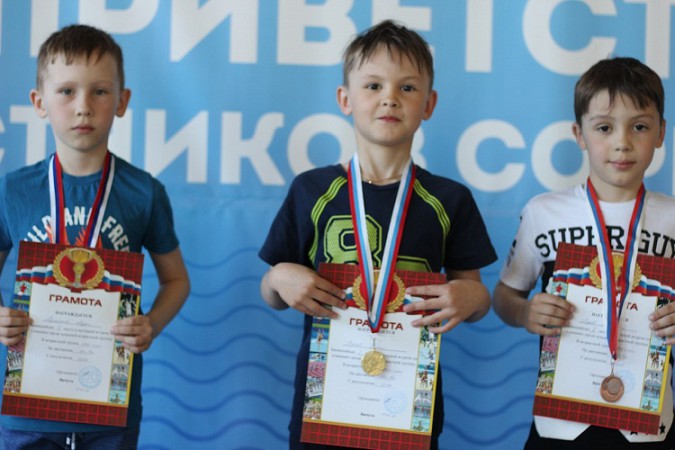 Девятилетняя девочка из Кинешмы выиграла соревнования по плаванию фото 7