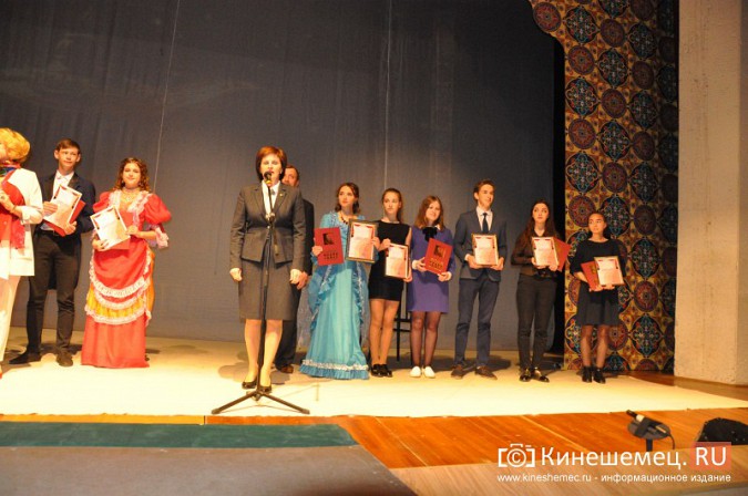 В Кинешме наградили победителей фестиваля «Классика на школьной сцене» фото 20