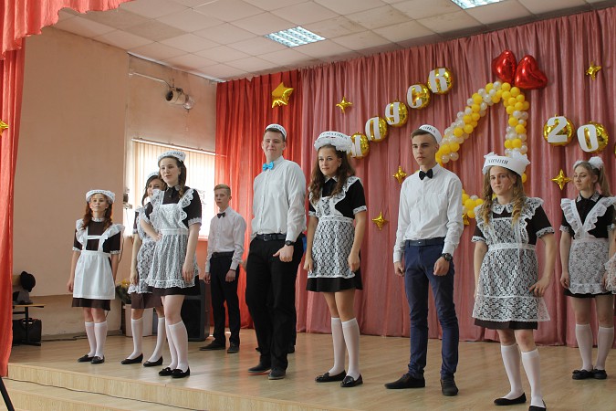 В школах Кинешемского района прозвенел последний звонок фото 6