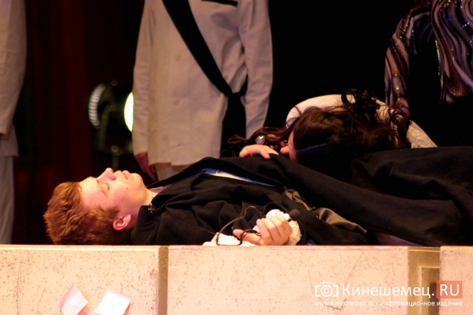 В Кинешме показали самую ожидаемую премьеру года -  «Ромео и Джульетту» фото 16