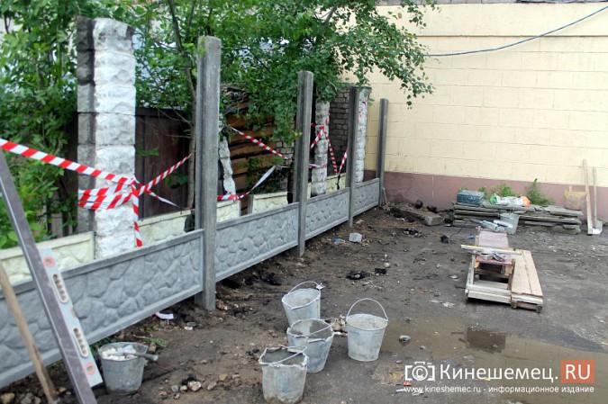 Спустя два года в центре Кинешмы построят новый забор фото 10