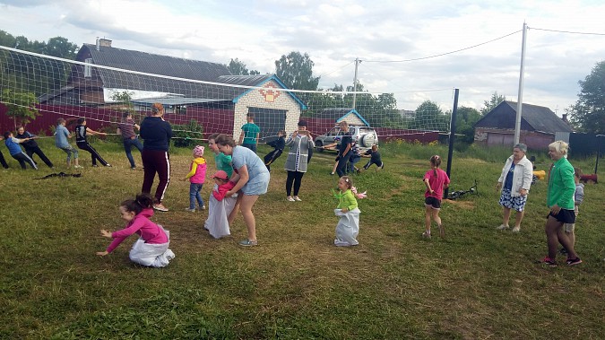 Коммунисты Кинешмы пошли по микрорайонам и дворам города фото 7