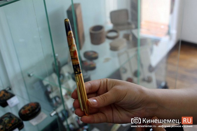 Большой ларек с изделиями народными промыслами открылся в Кинешме фото 41