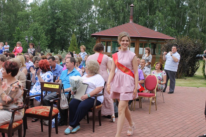 Алые паруса в Семигорье собрали выпускников Кинешемского района фото 71