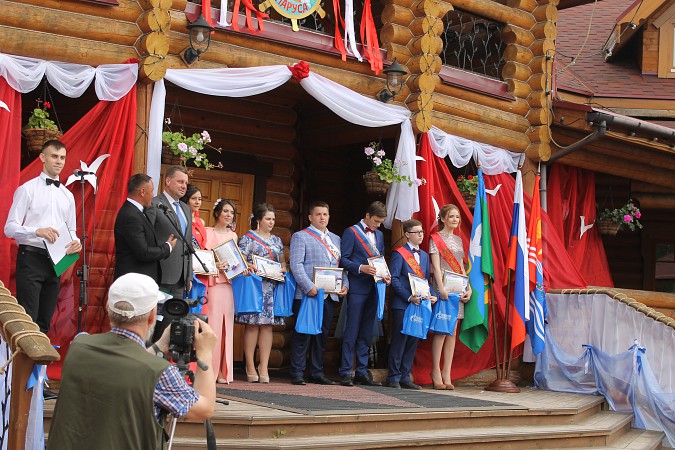 Алые паруса в Семигорье собрали выпускников Кинешемского района фото 25