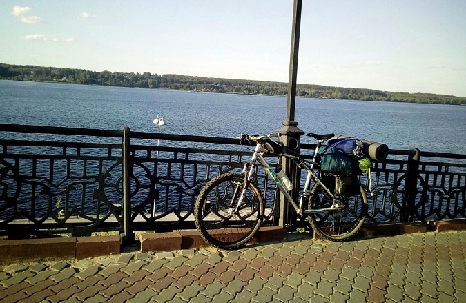 Велосипедист из Костромы доехал до Кинешмы и испытал все прелести бездорожья фото 3