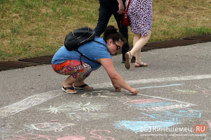 В День города в Кинешме прошел фестиваль воздушных змеев фото 53