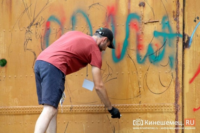 В Кинешме уличные художники разукрасили улицу Плесскую фото 15