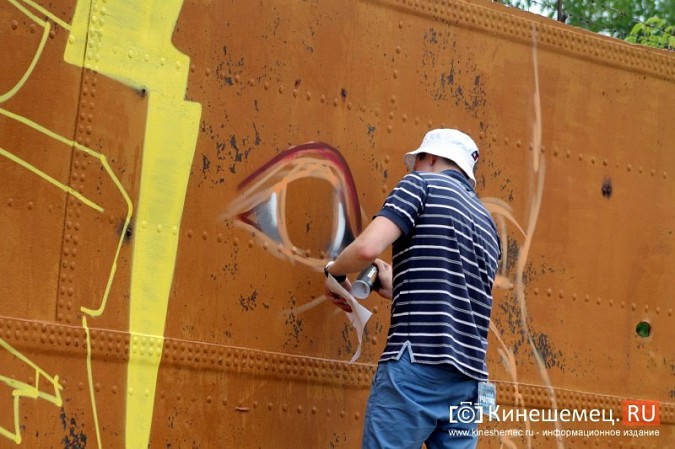 В Кинешме уличные художники разукрасили улицу Плесскую фото 17