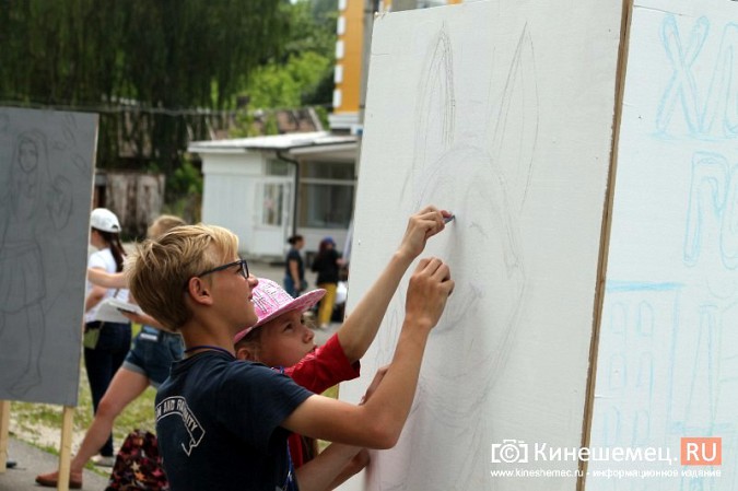 В Кинешме уличные художники разукрасили улицу Плесскую фото 34