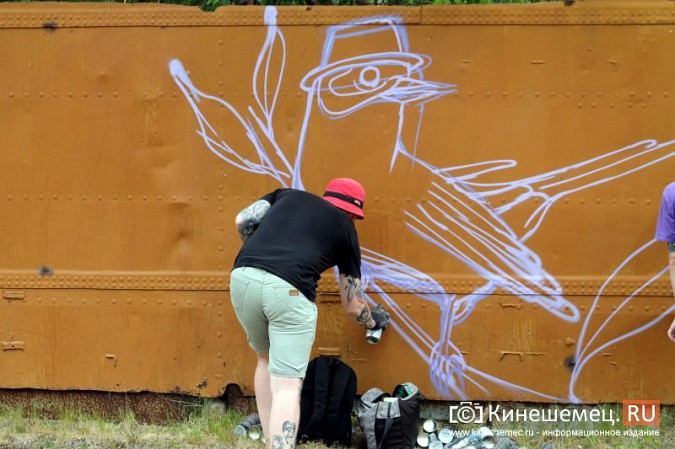 В Кинешме уличные художники разукрасили улицу Плесскую фото 22