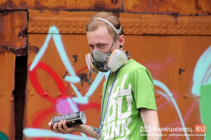 В Кинешме уличные художники разукрасили улицу Плесскую фото 9