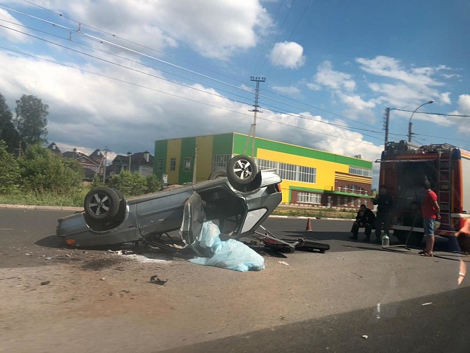 В жутком ДТП на Лежневской в Иванове погиб таксист фото 4