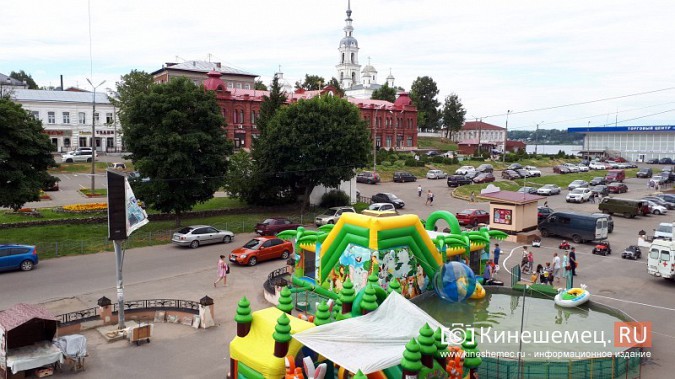 Главный универмаг Кинешмы приоткрыл новый фасад фото 8