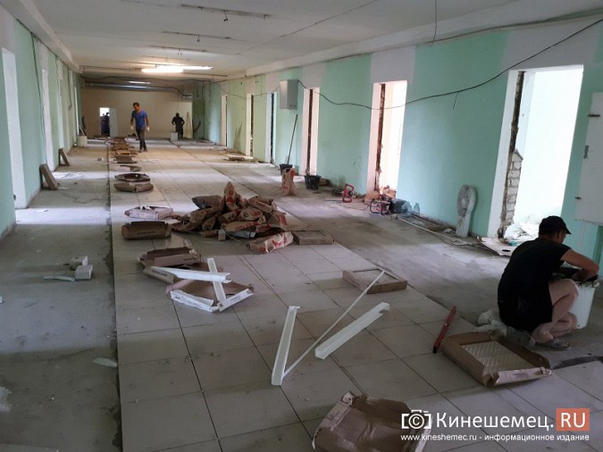 Поликлинику имени Захаровой ремонтируют почти в круглосуточном режиме фото 16