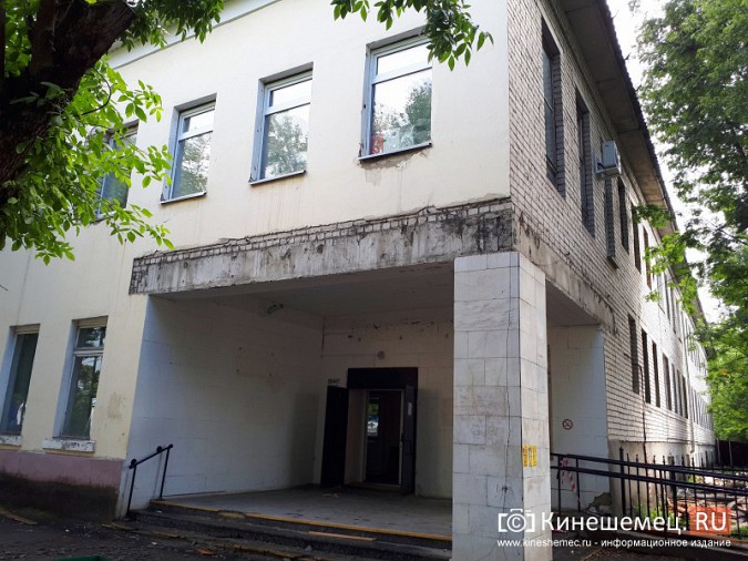 Поликлинику имени Захаровой ремонтируют почти в круглосуточном режиме фото 17