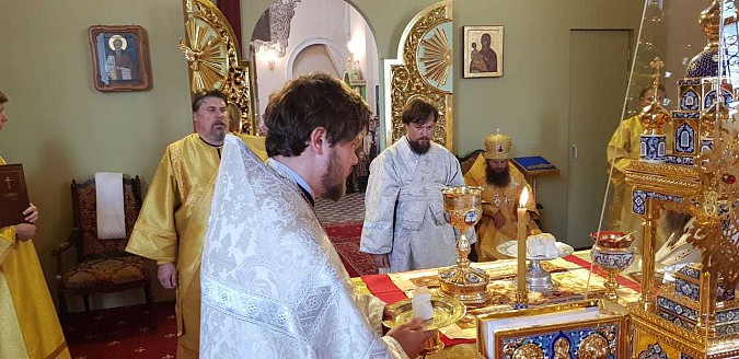 Владимир Громов поздравил Илариона с Днем епископской хиротонии фото 6