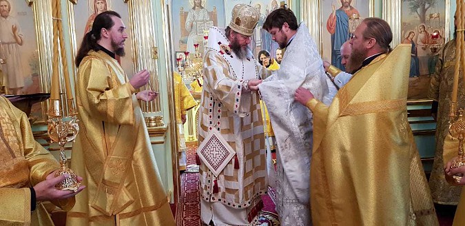 Владимир Громов поздравил Илариона с Днем епископской хиротонии фото 7