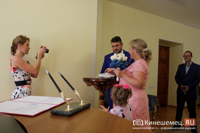 В пятницу 13-го две пары отменили бракосочетание в кинешемском ЗАГСе фото 10