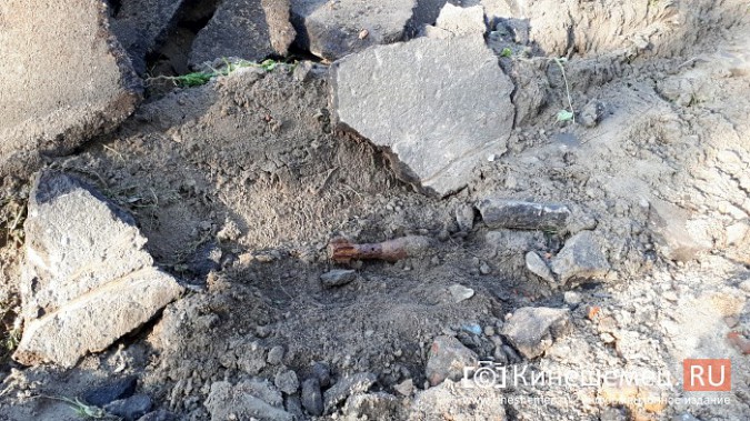В центре Кинешмы строители обнаружили снаряд от миномета фото 2