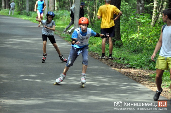 В кинешемском парке прошли гонки на лыжероллерах и роликовых коньках фото 11