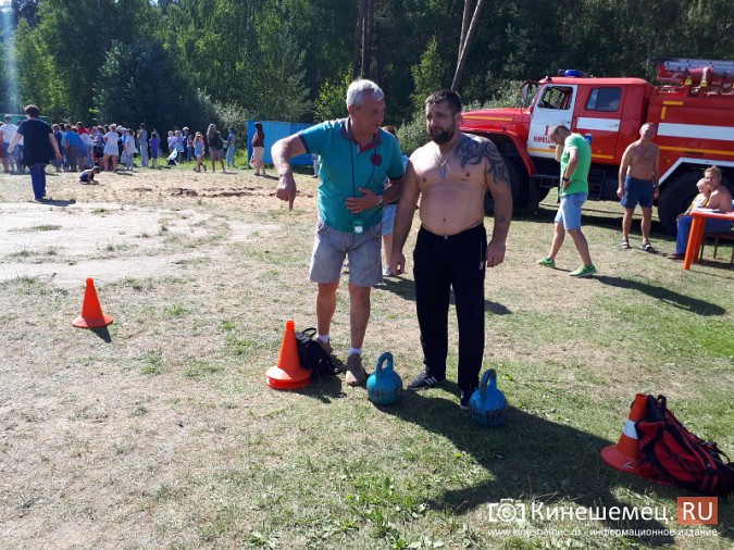 На городском пляже Кинешмы встречали царя морей фото 21