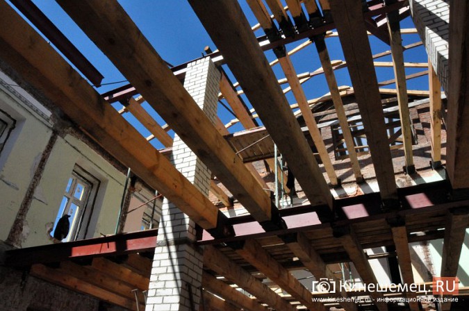 Станислав Воскресенский оценил ход ремонта поликлиники имени Захаровой фото 5