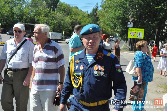 На открытие бюста генералу Маргелову в Кинешму съехались десантники со всей Ивановской области фото 32