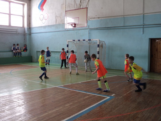 Открытое первенство по мини-футболу среди юношеских команд прошло в Кинешме фото 2