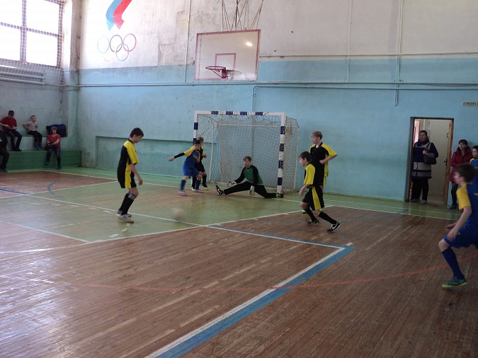 Открытое первенство по мини-футболу среди юношеских команд прошло в Кинешме фото 7