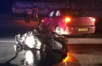 На ивановской улице водитель «Мицубиси» сбил парня на мотоцикле без госномера фото 2