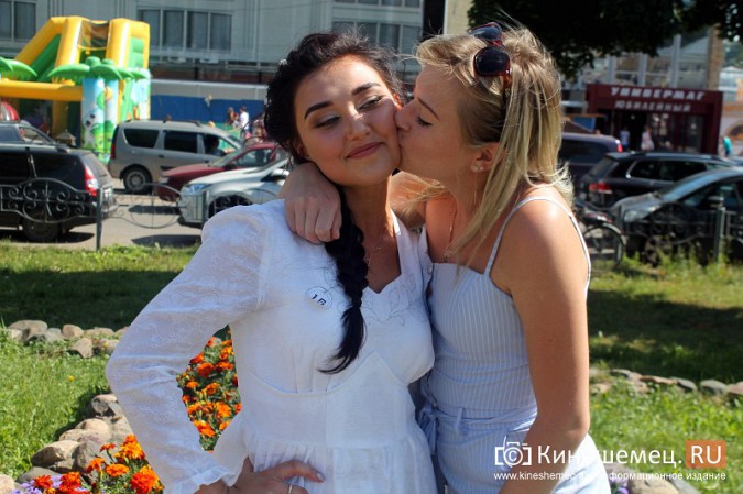 В Кинешме прошел благотворительный забег «Волжская невеста» фото 41