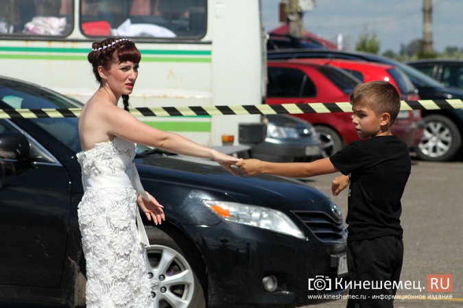 В Кинешме прошел благотворительный забег «Волжская невеста» фото 33