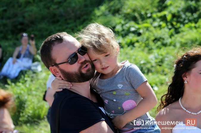 В Кинешме прошел благотворительный забег «Волжская невеста» фото 63