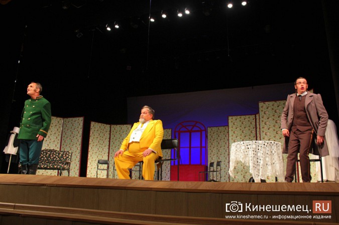 В Кинешемском театре прошел закрытый показ «Женихов» Валентина Варецкого фото 15