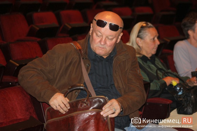 В Кинешемском театре прошел закрытый показ «Женихов» Валентина Варецкого фото 5