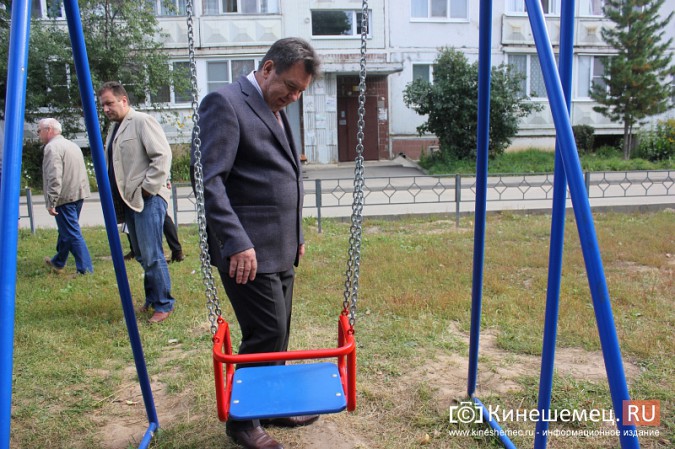 Жителям Кинешмы, обратившимся на «Прямую линию» к Путину, отремонтировали двор фото 10