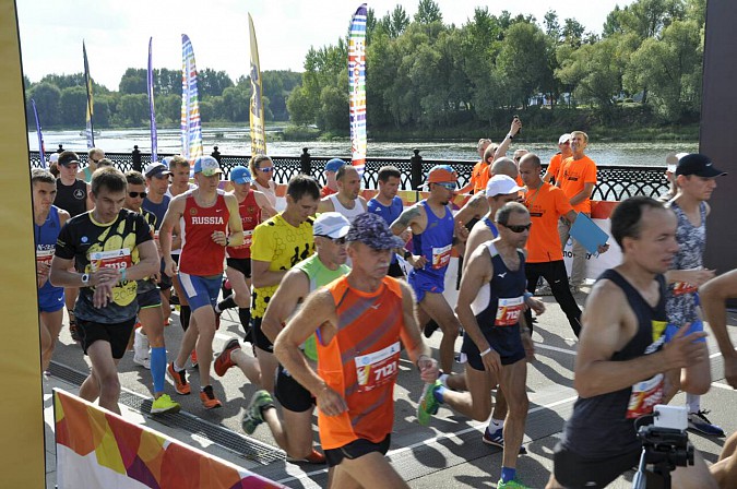 Кинешемские полумарафонцы выступили в Ярославле фото 2