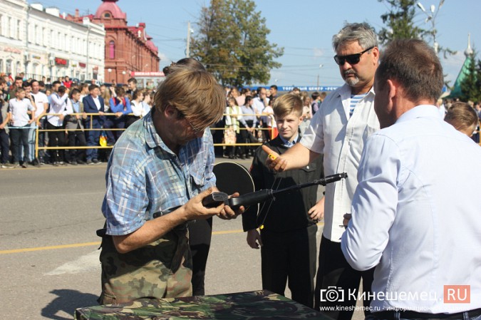 В центре Кинешмы «высадились» ивановские разведчики фото 29
