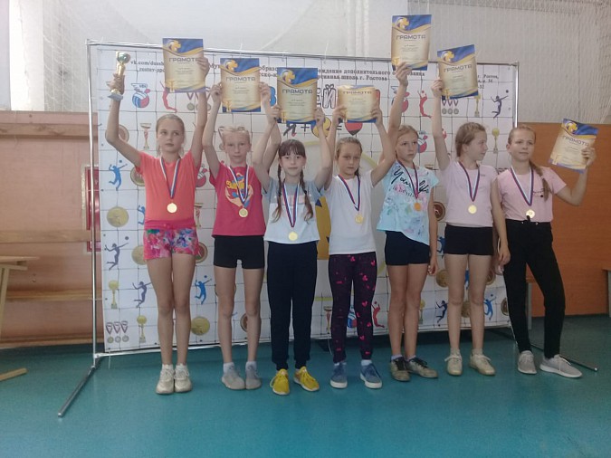Кинешемские волейболистки завоевали в Ростове «золото» фото 2