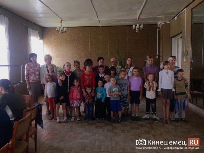 В Наволоках помогли собрать детей в школу фото 2