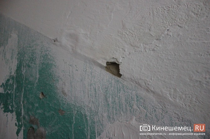 Жители многоэтажки на «Чкаловском» отказываются принимать работы по ремонту подъезда фото 3