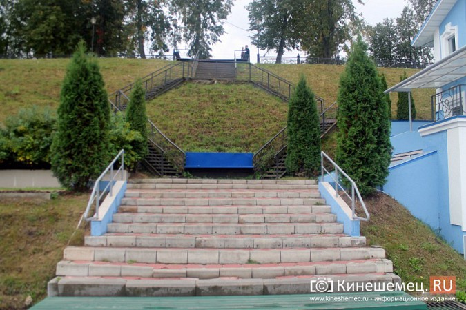 Мэрия Кинешмы обещает обустроить три лестницы на Волжском бульваре фото 8
