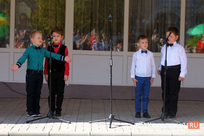 Светлана Тарханова удостоена звания «Почетный житель микрорайона «ДХЗ» фото 23