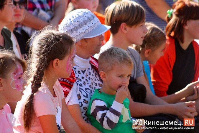 Светлана Тарханова удостоена звания «Почетный житель микрорайона «ДХЗ» фото 30